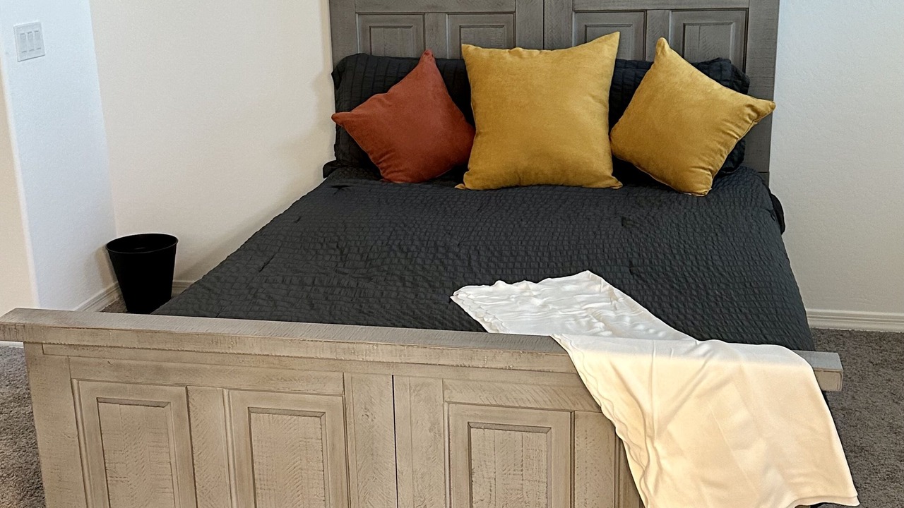 Photo of Bedroom in Glendale