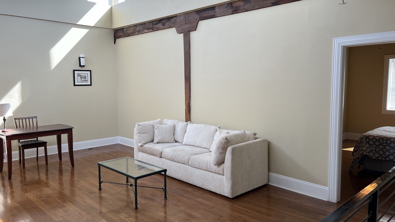 Photo of Livingroom in Tower Grove East