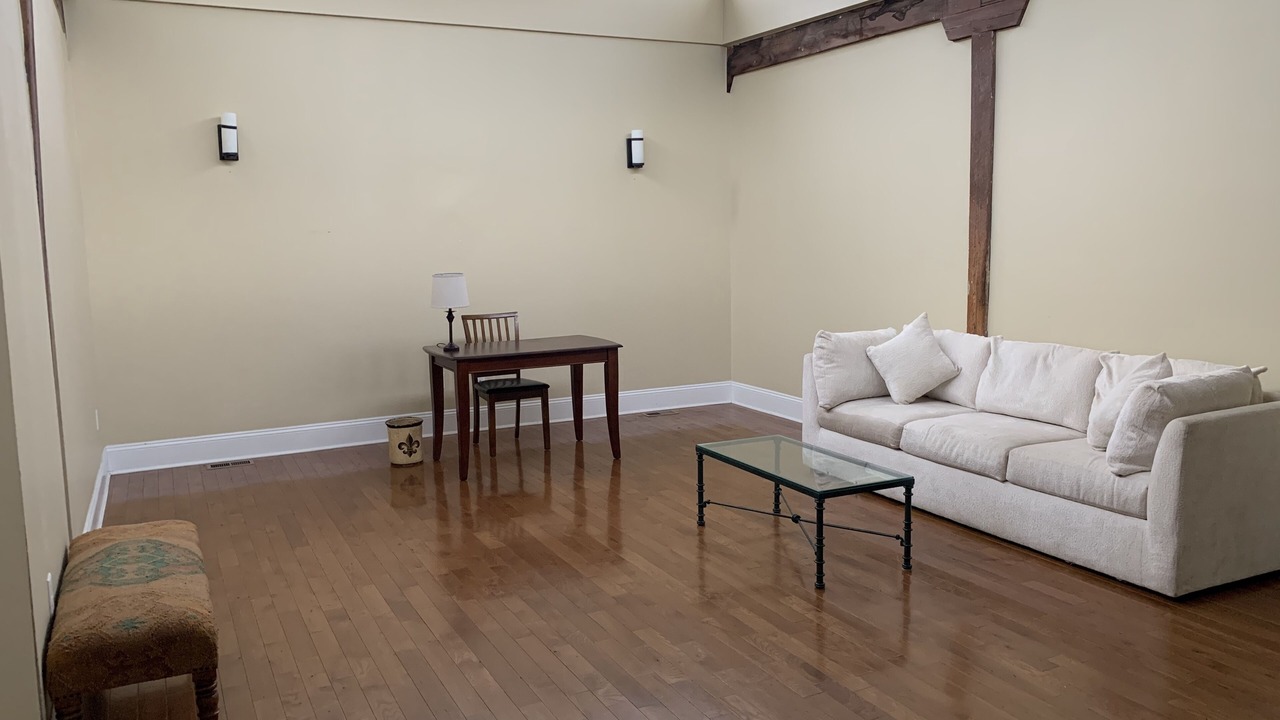 Photo of Livingroom in Tower Grove East