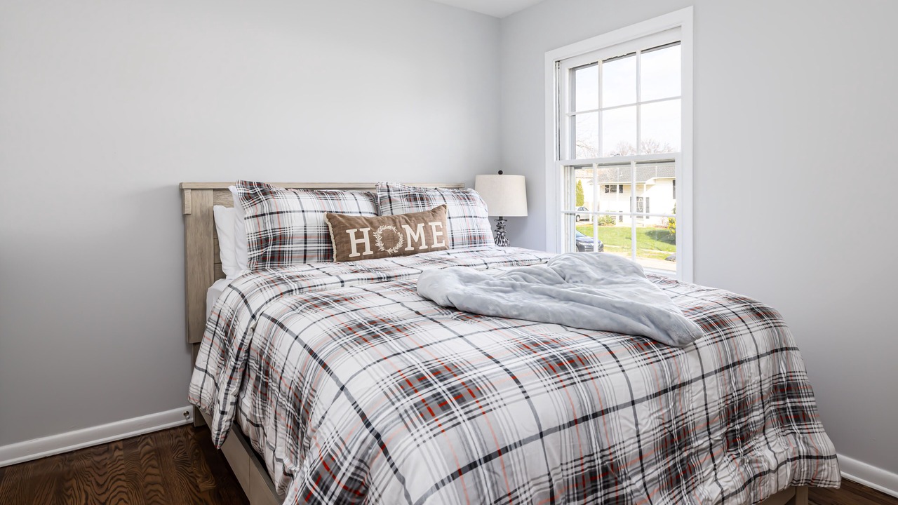 Photo of Bedroom in Newark