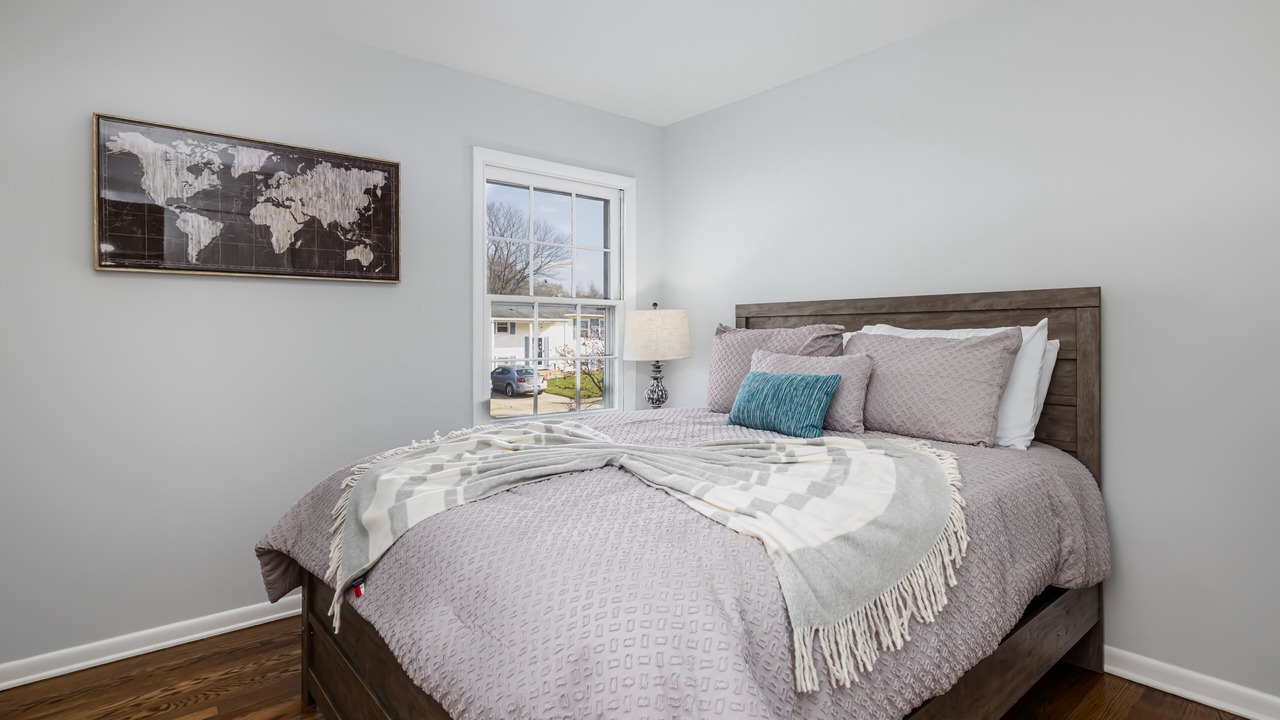 Photo of Bedroom in Newark