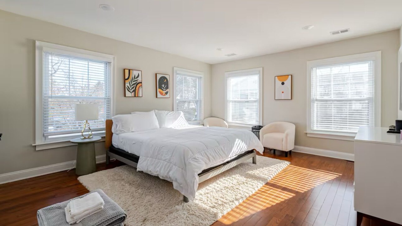 Photo of Bedroom in Orange