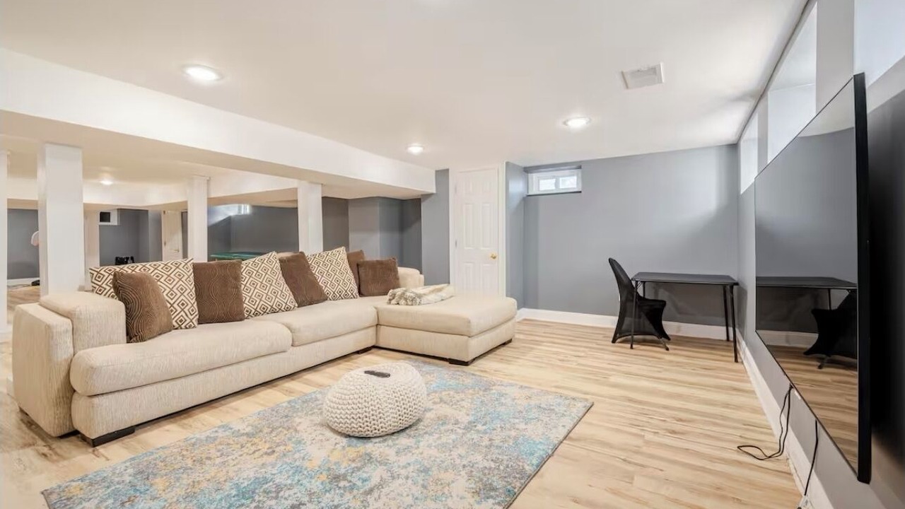 Photo of Livingroom in Orange