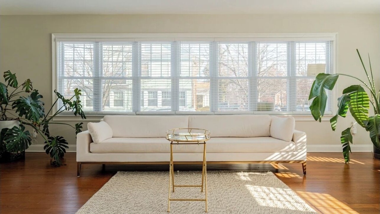 Photo of Livingroom in Orange