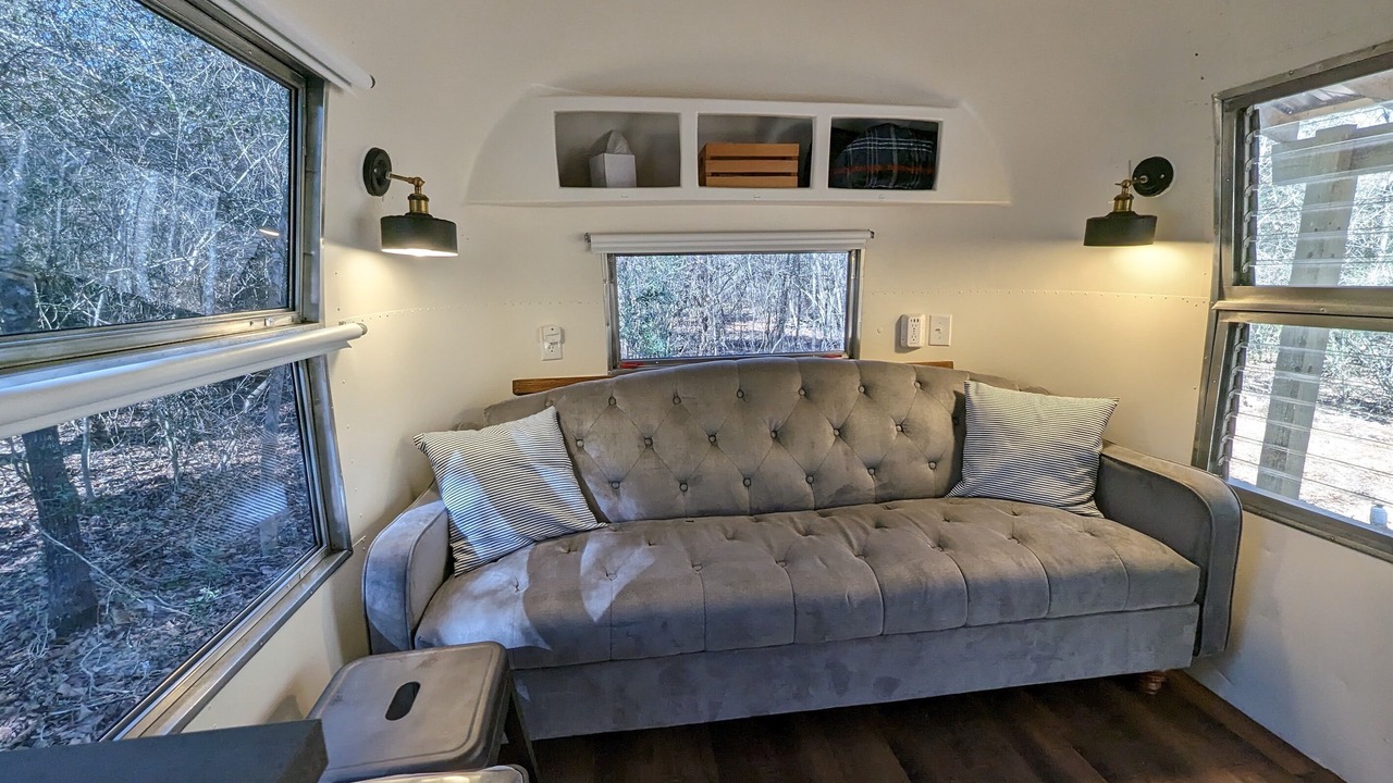 Photo of Livingroom in Madison County