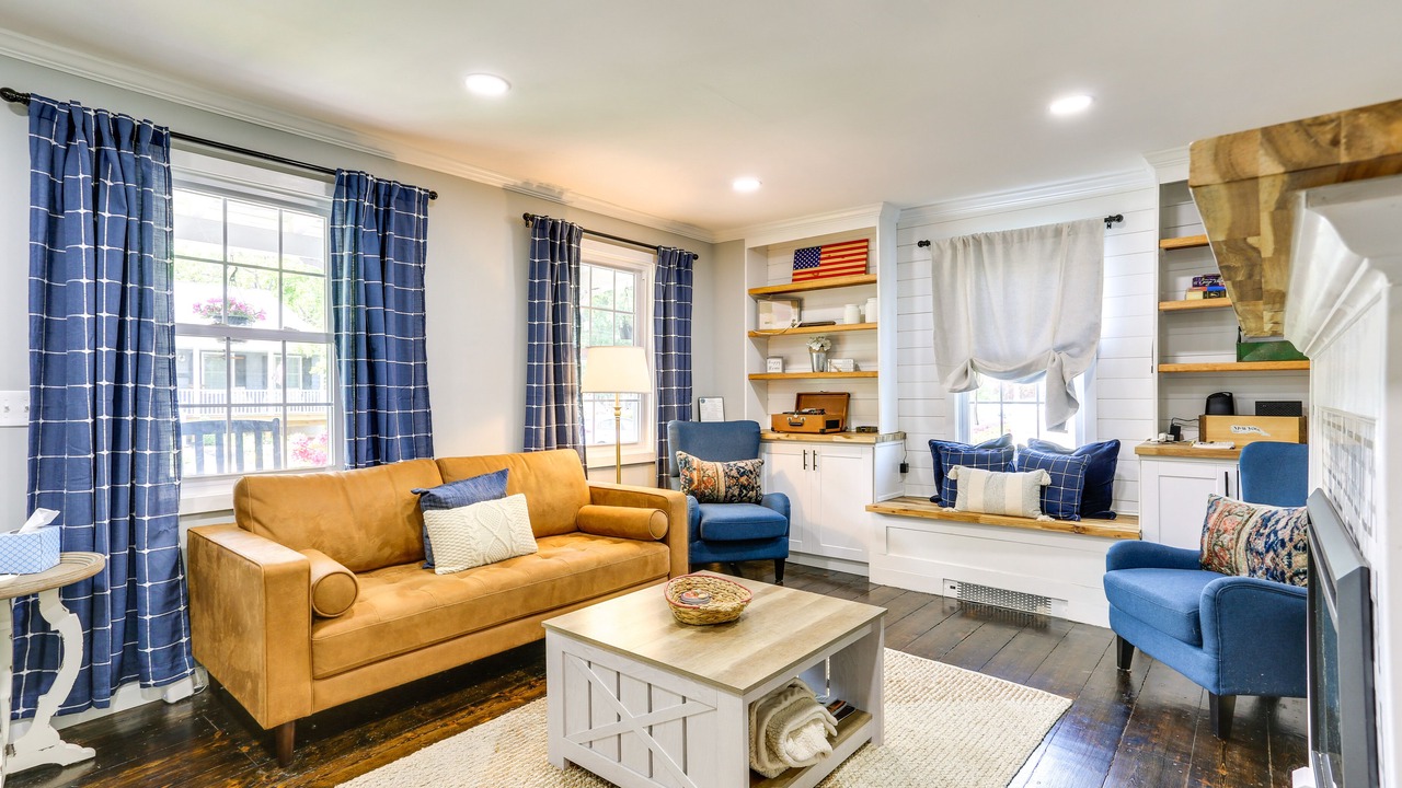 Photo of Livingroom in Cornwall-on-Hudson