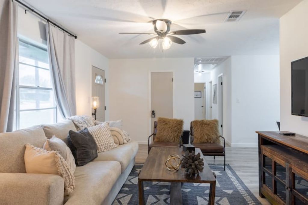 Photo of Livingroom in Brenham