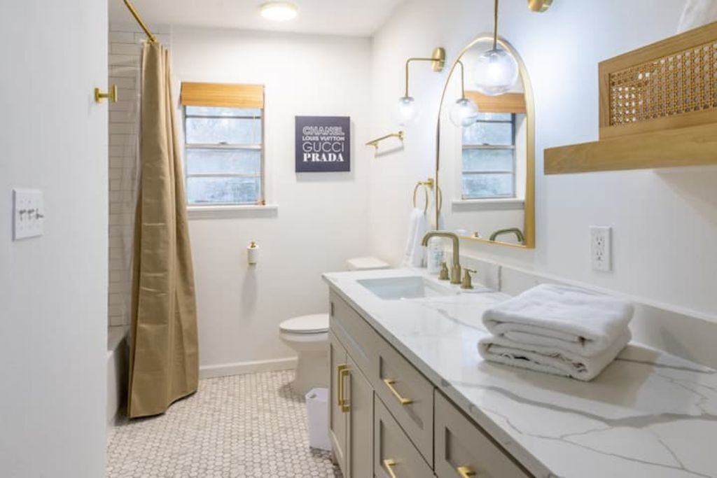 Photo of Bathroom in Brenham