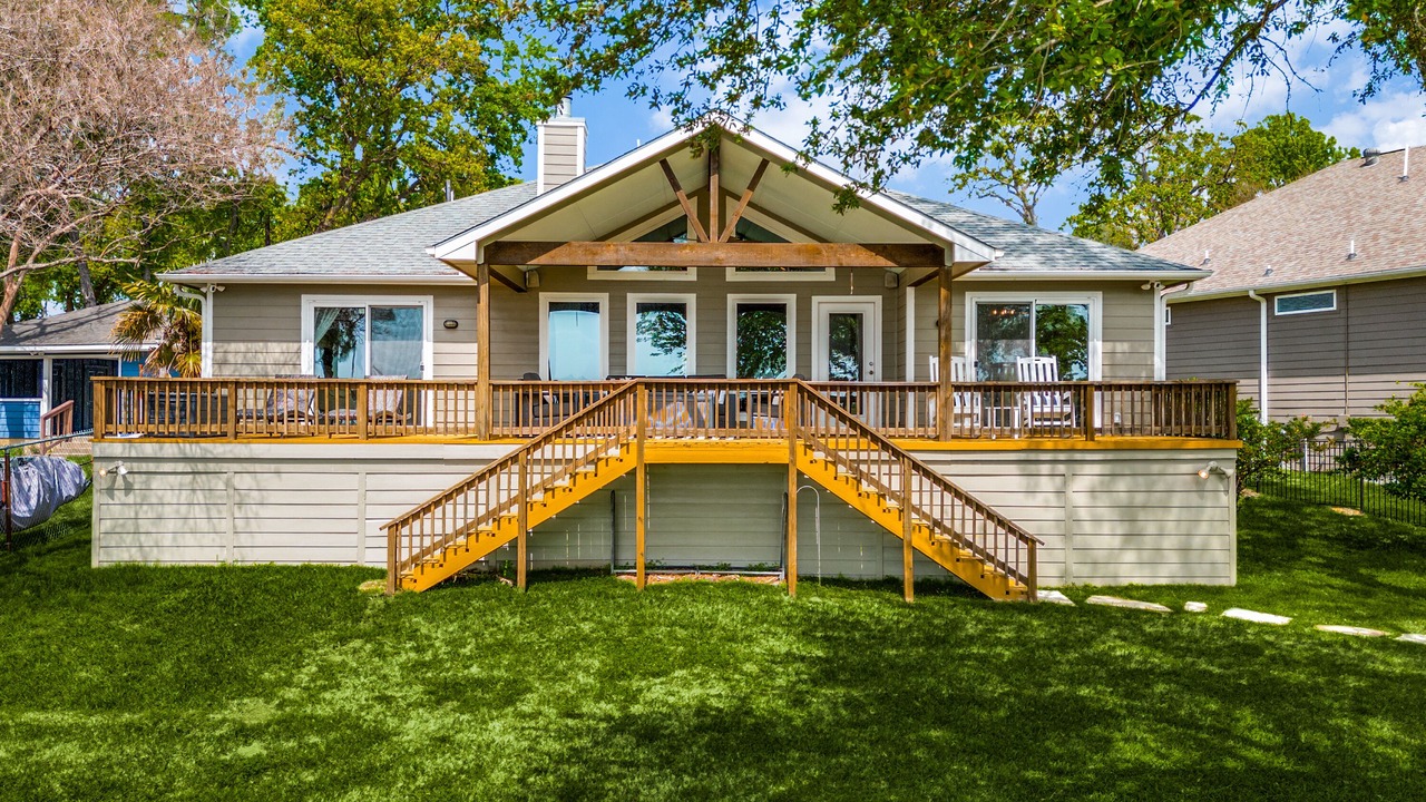 Photo of Outdoor in Gun Barrel City
