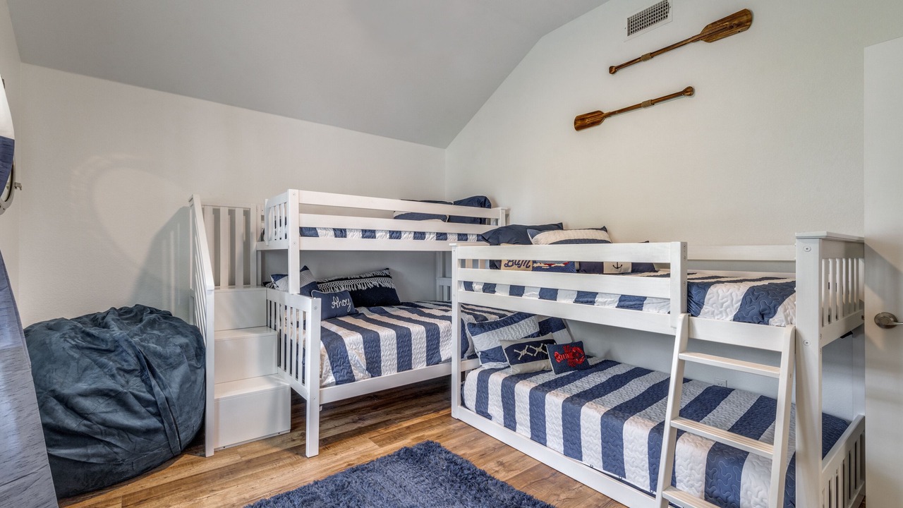 Photo of Bedroom in Gun Barrel City