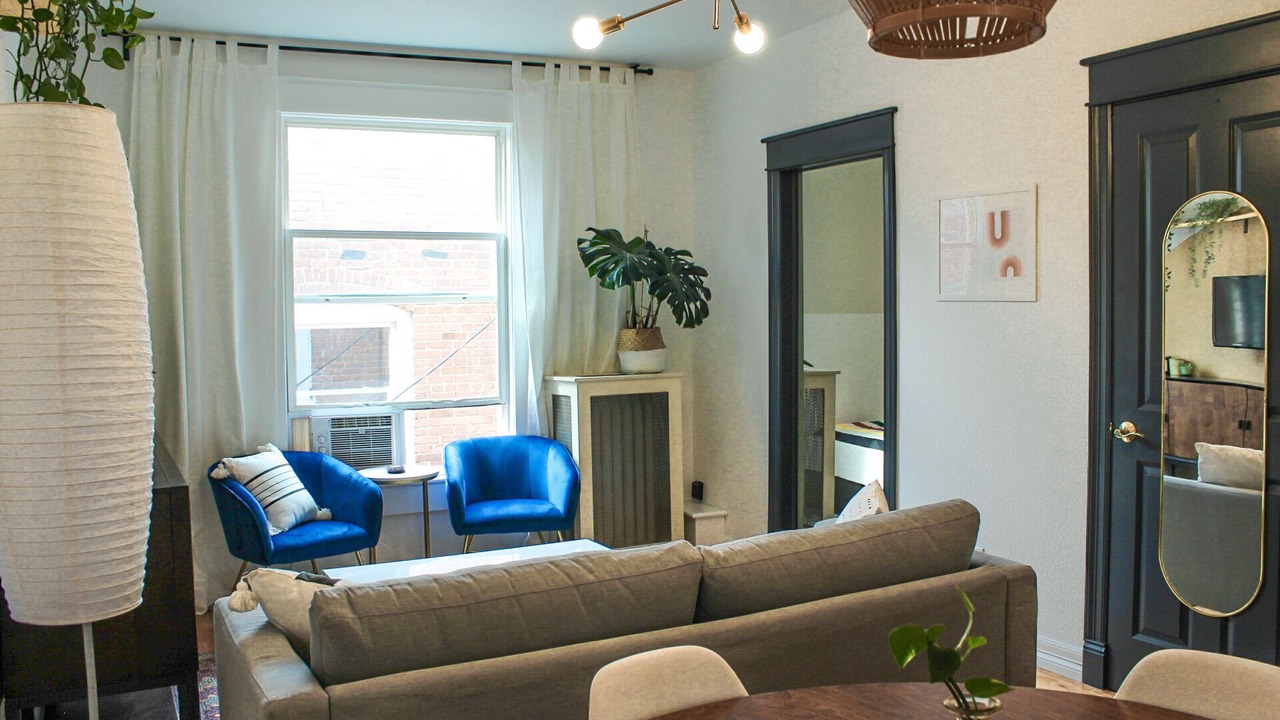 Photo of Livingroom in Uptown