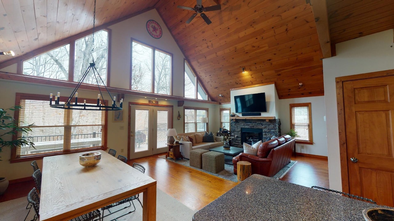 Photo of Livingroom in Seneca