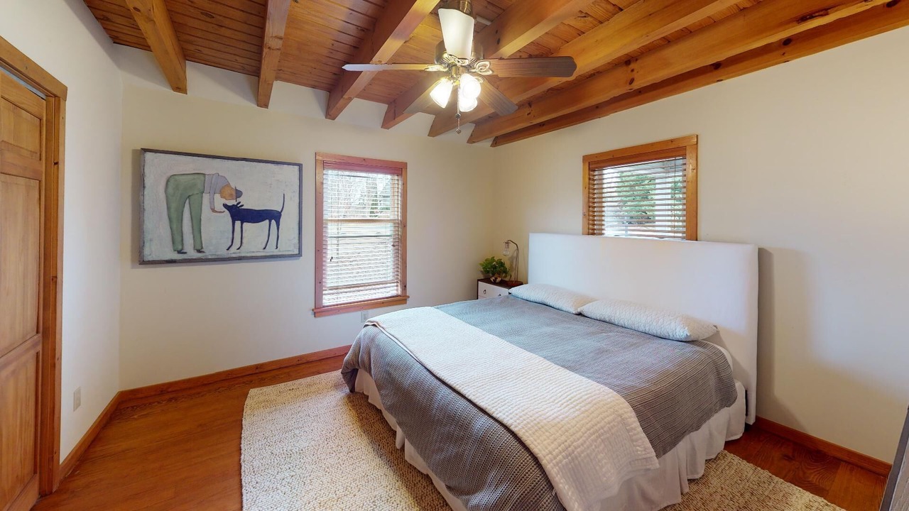 Photo of Bedroom in Seneca