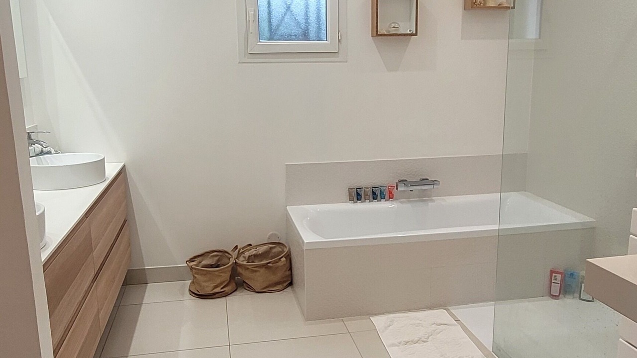 Photo of Bathroom in Aussonne