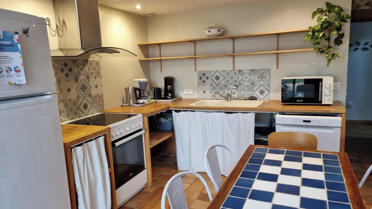 Photo of Kitchen in Saint-Martin-Lars-en-Sainte-Hermine