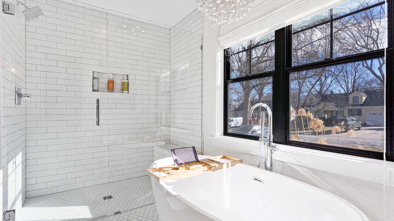 Photo of Bathroom in Fairway