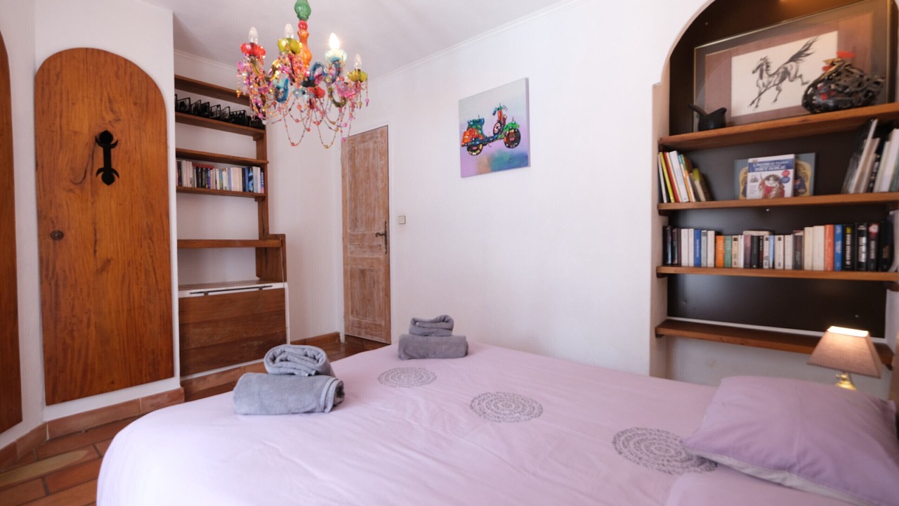 Photo of Bedroom in Aureille