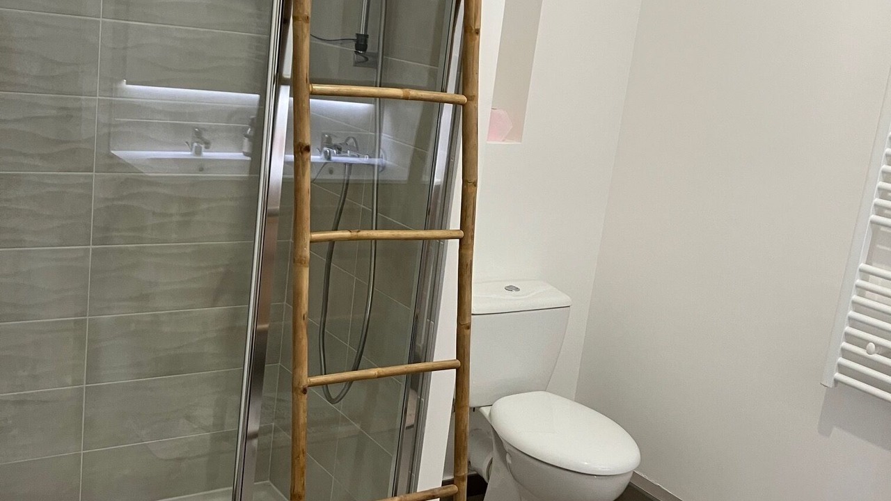 Photo of Bathroom in Saintes-Maries-de-la-Mer