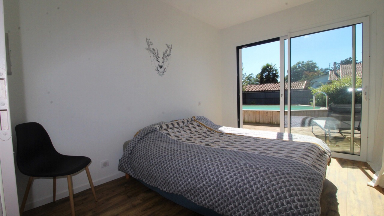 Photo of Bedroom in Saint-Vincent-de-Tyrosse