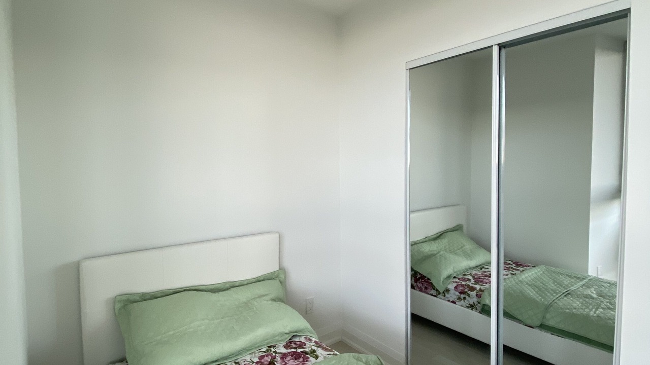 Photo of Bedroom in Brookhaven - Amesbury