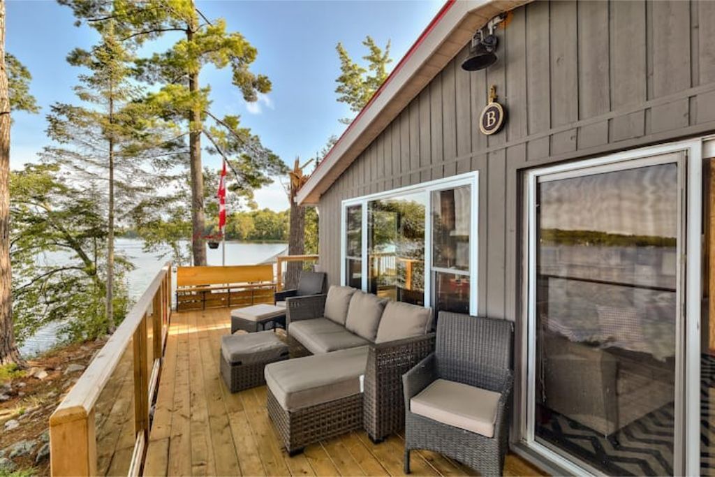 Photo of Patio Balcony in Rideau Lakes