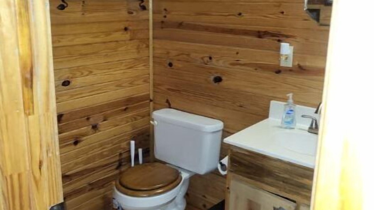 Photo of Bathroom in Boswell