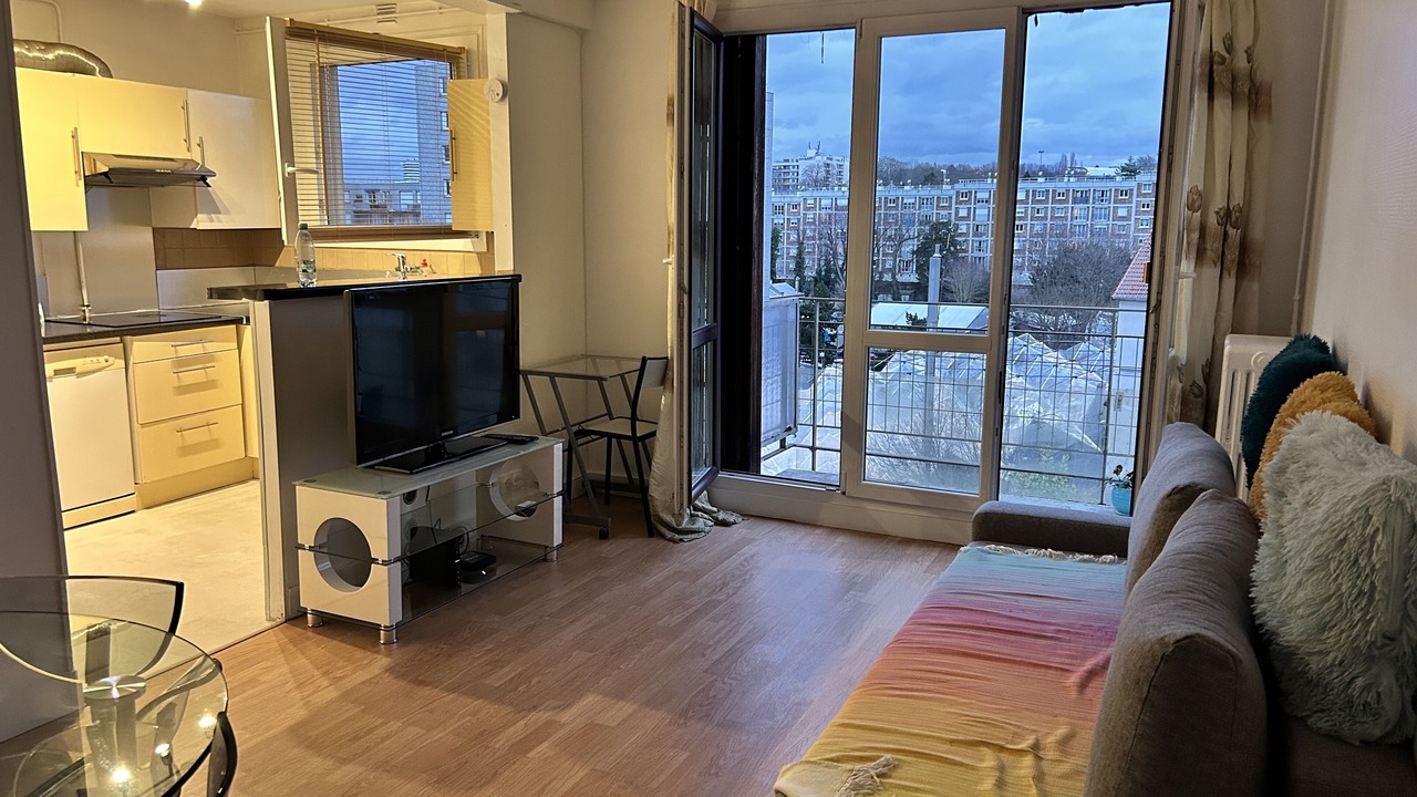 Photo of Livingroom in Arcueil