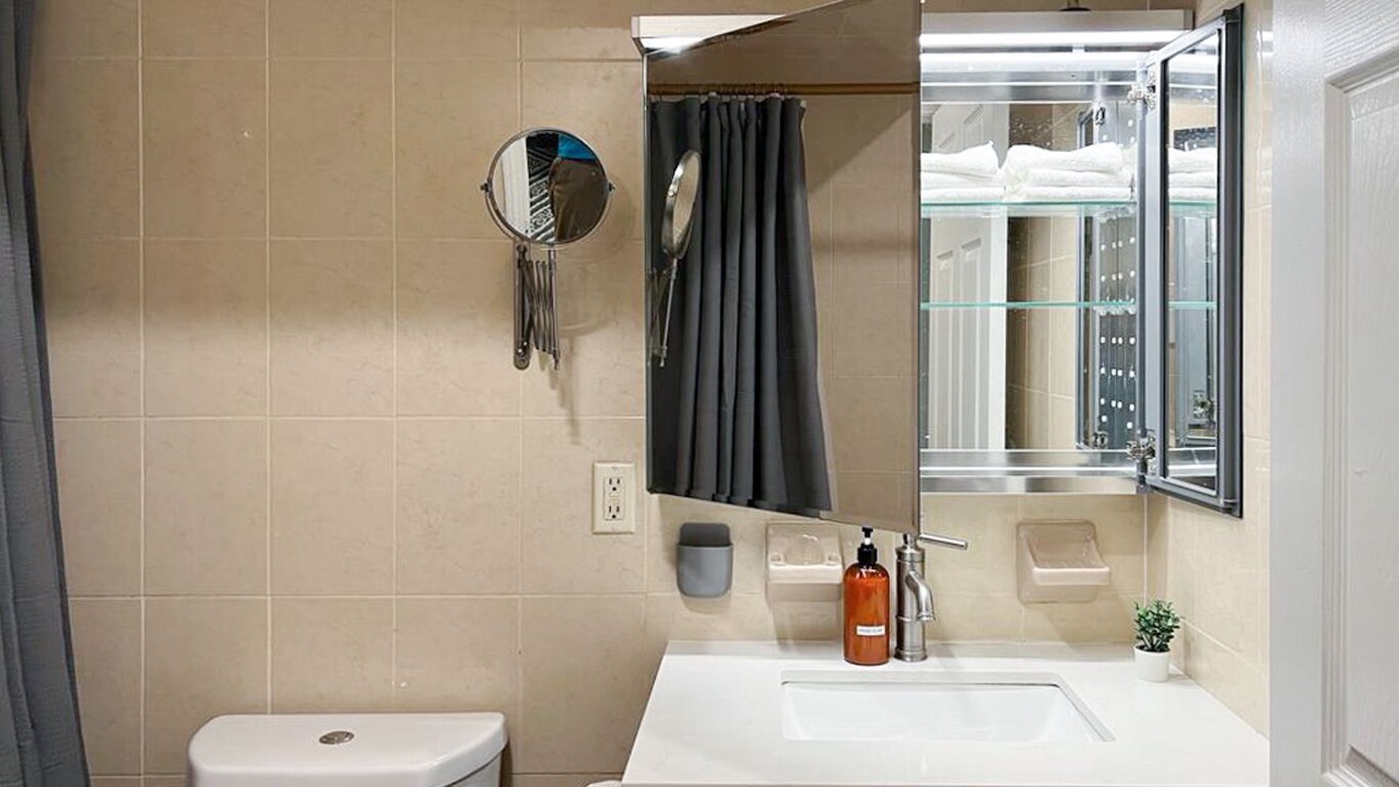 Photo of Bathroom in Bayonne