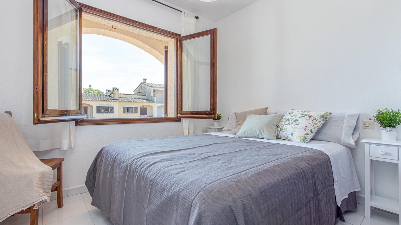 Photo of Bedroom in Sant Pere Pescador