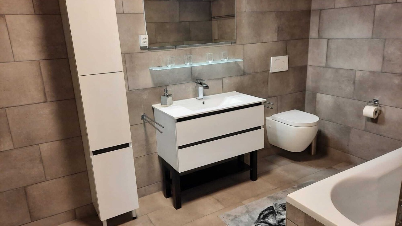 Photo of Bathroom in Andelfingen District