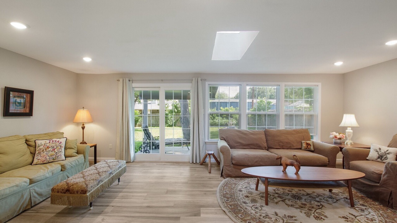 Photo of Bedroom in Medical Center District