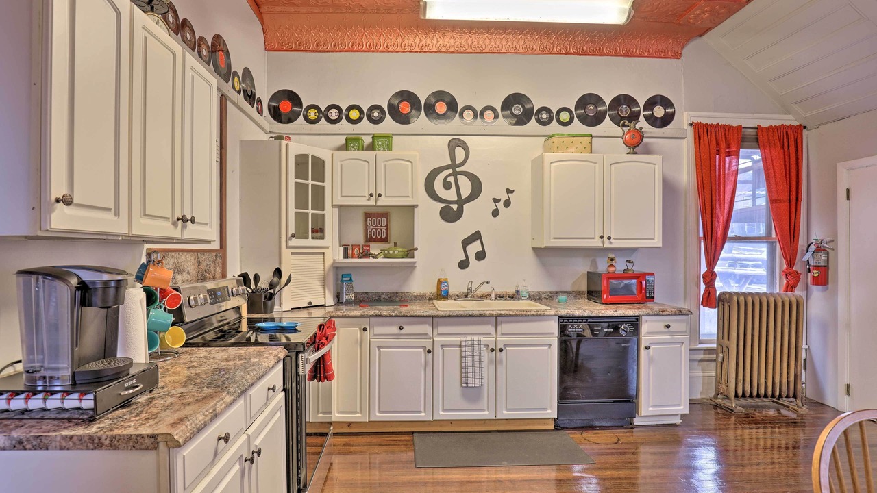Photo of Kitchen in Oaks Corners