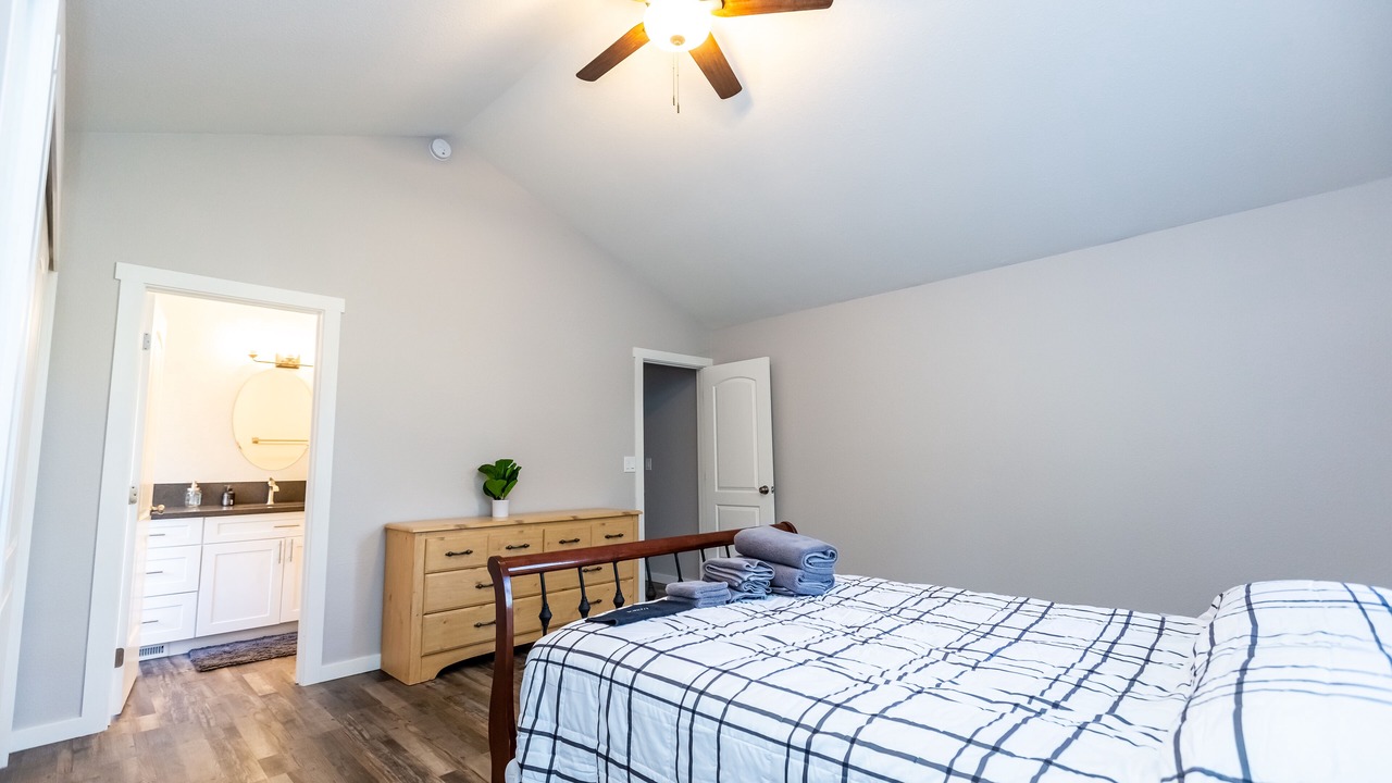 Photo of Bedroom in Cedar Ridge