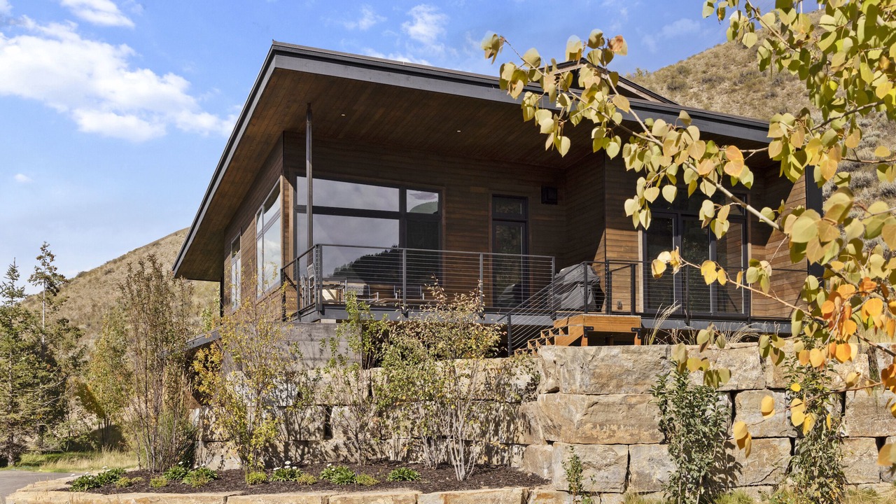 Photo of Patio Balcony in Hoback Junction