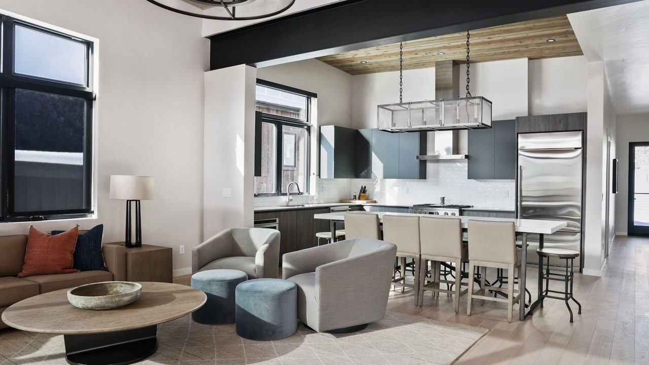 Photo of Others in Hoback Junction