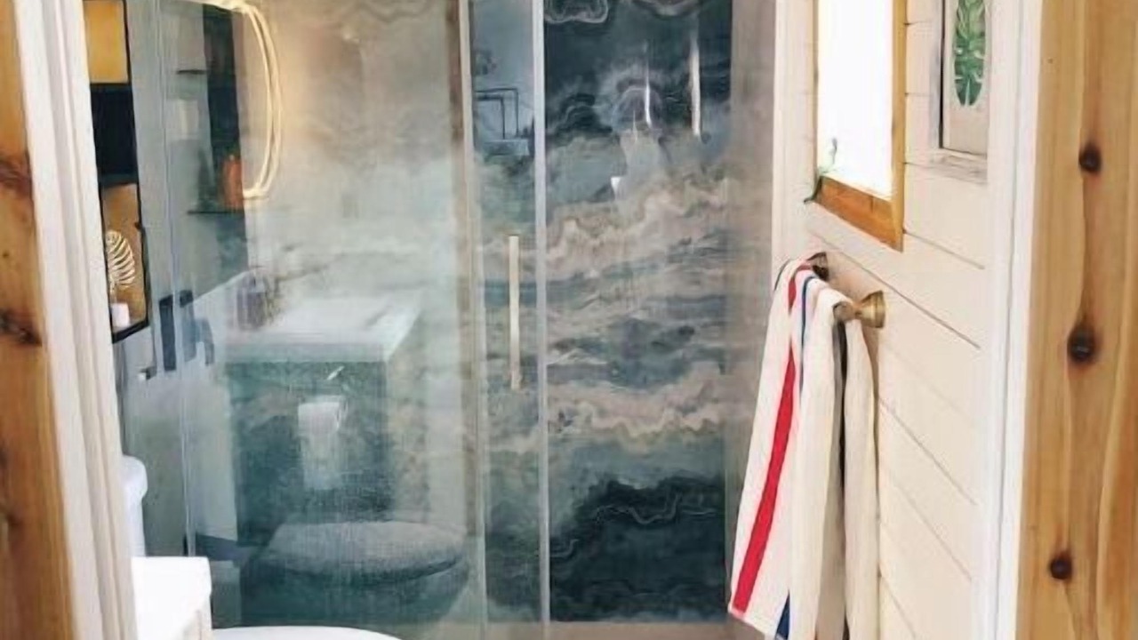 Photo of Bathroom in Crystal Beach