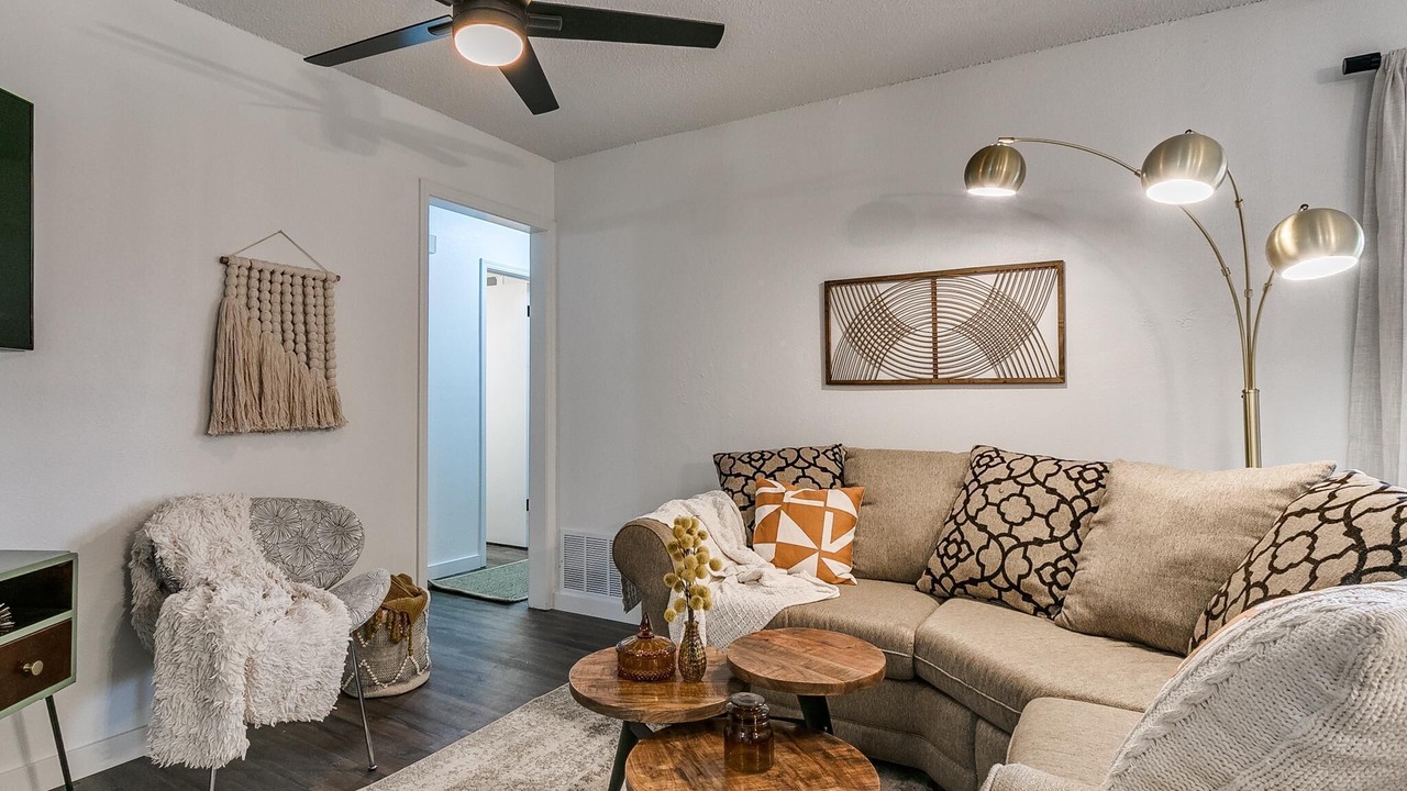 Photo of Livingroom in Norman
