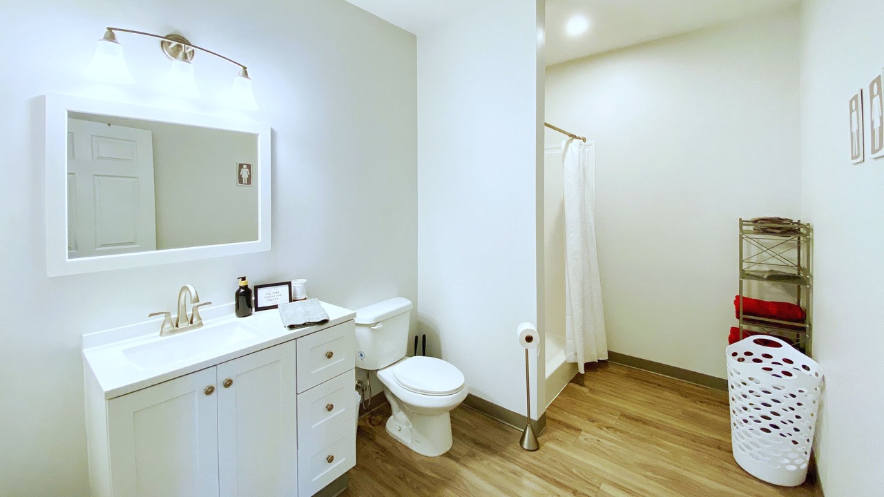 Photo of Bathroom in Maxwell