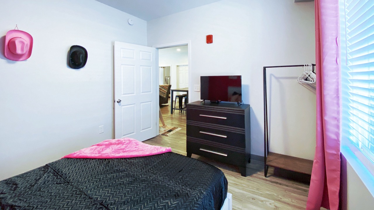 Photo of Bedroom in Maxwell