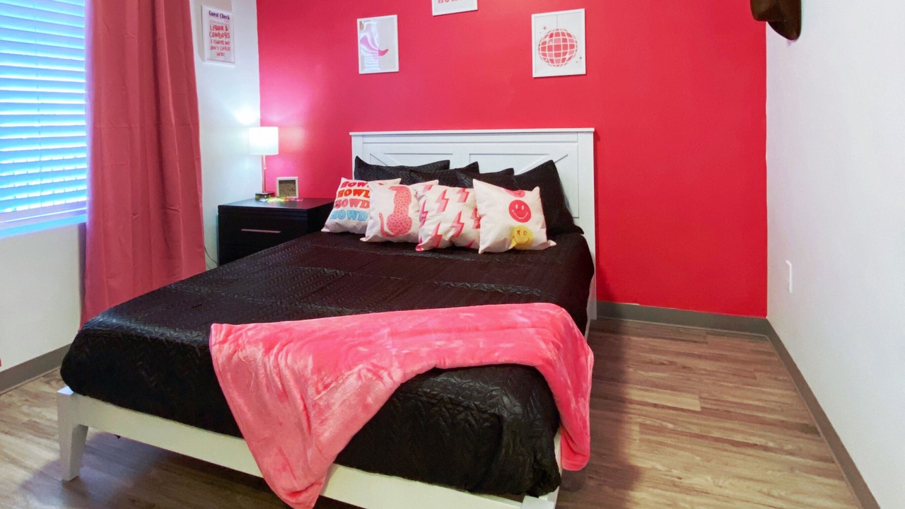 Photo of Bedroom in Maxwell