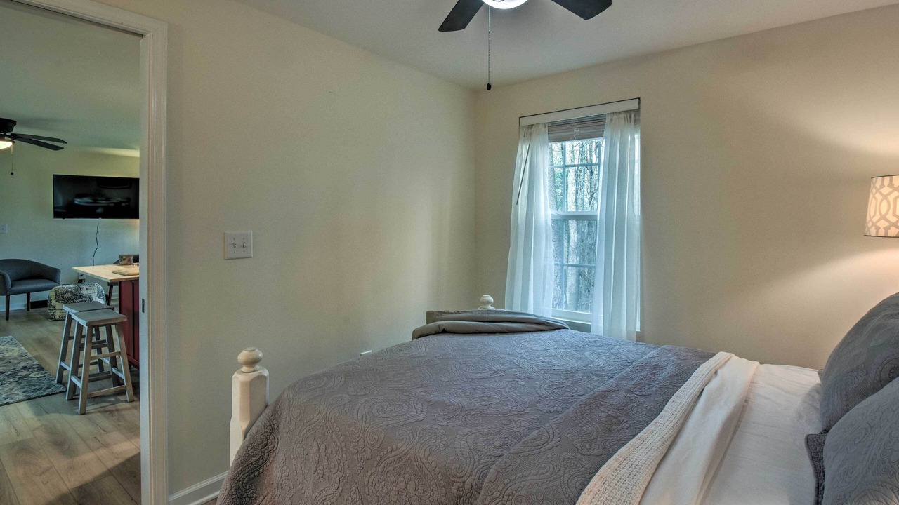 Photo of Bedroom in Demorest
