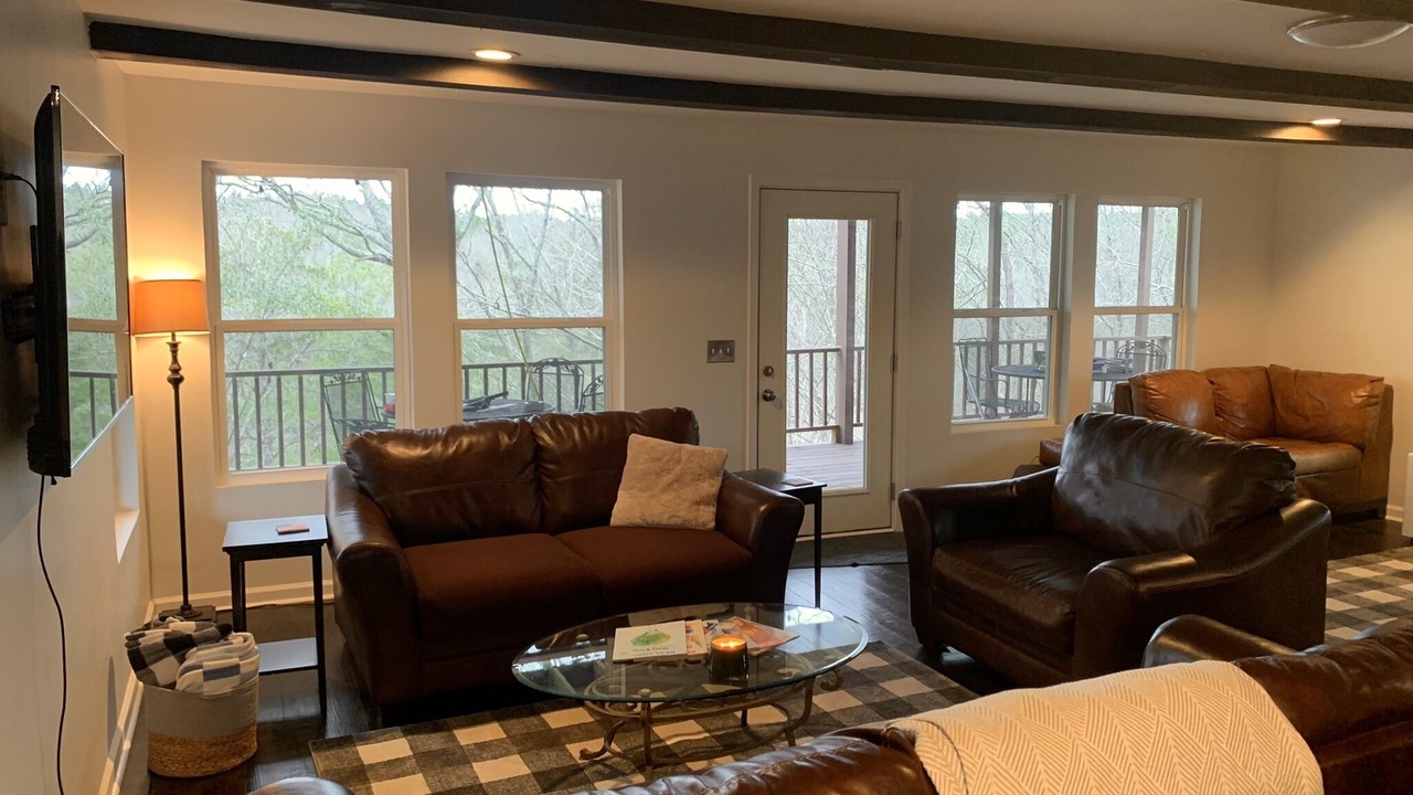 Photo of Livingroom in Jasper