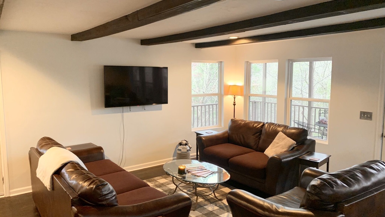 Photo of Livingroom in Jasper