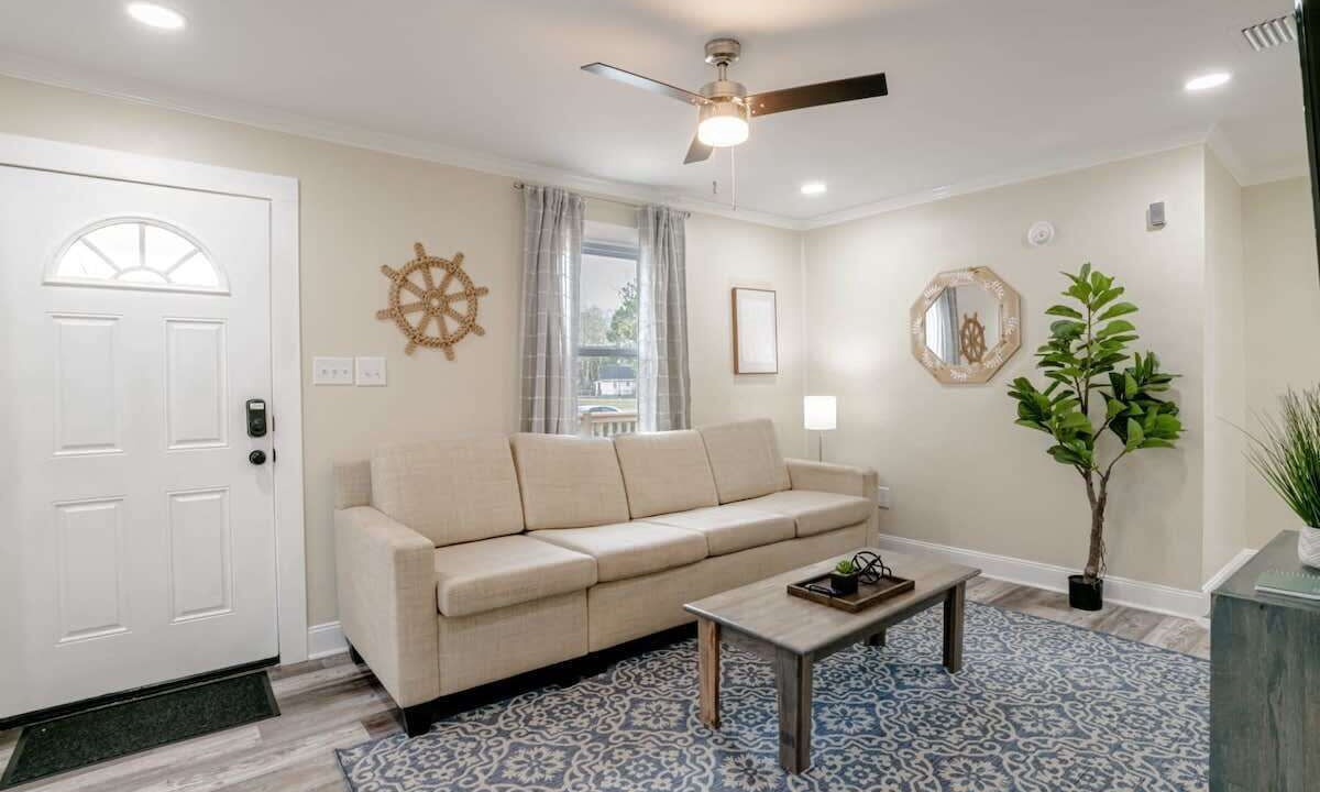 Photo of Livingroom in Mobile