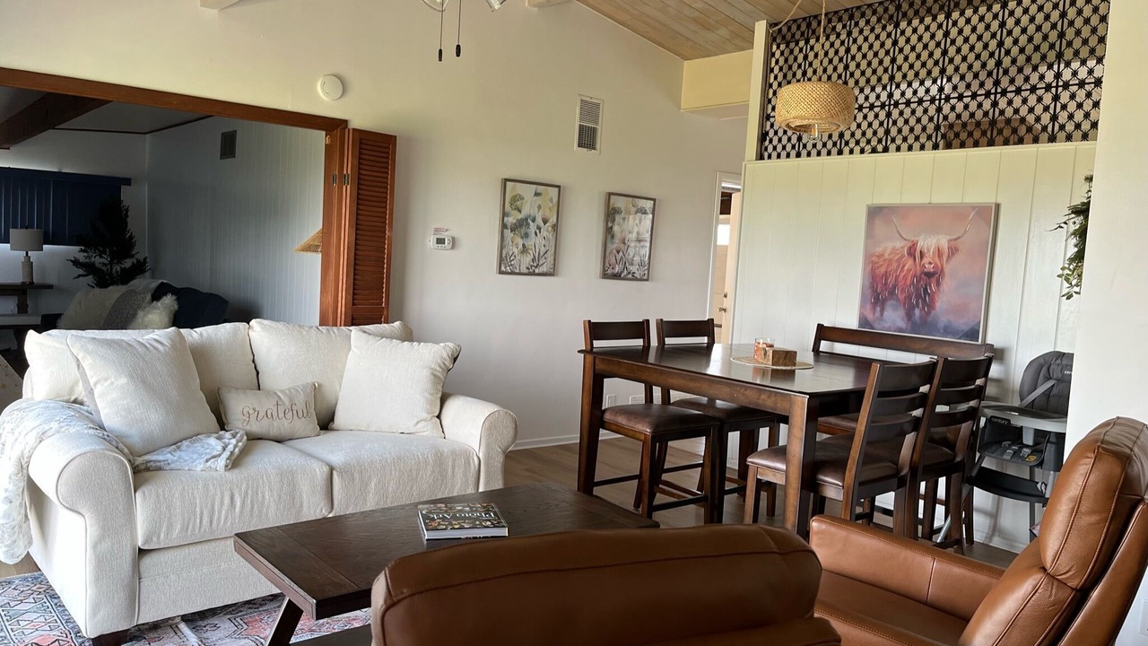 Photo of Livingroom in San Simeon