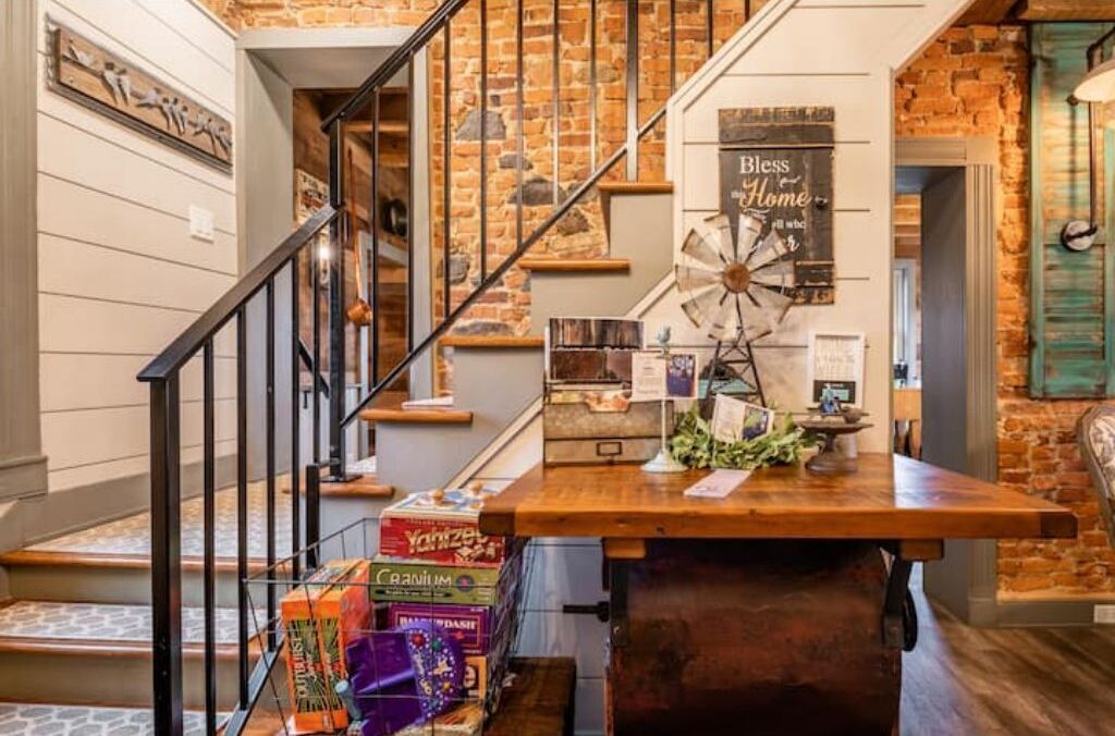 Photo of Others in Elizabethtown