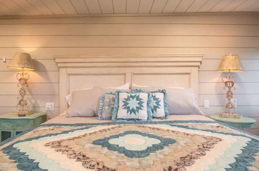 Photo of Bedroom in Elizabethtown