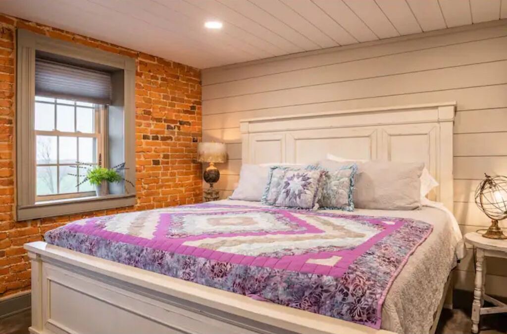 Photo of Bedroom in Elizabethtown