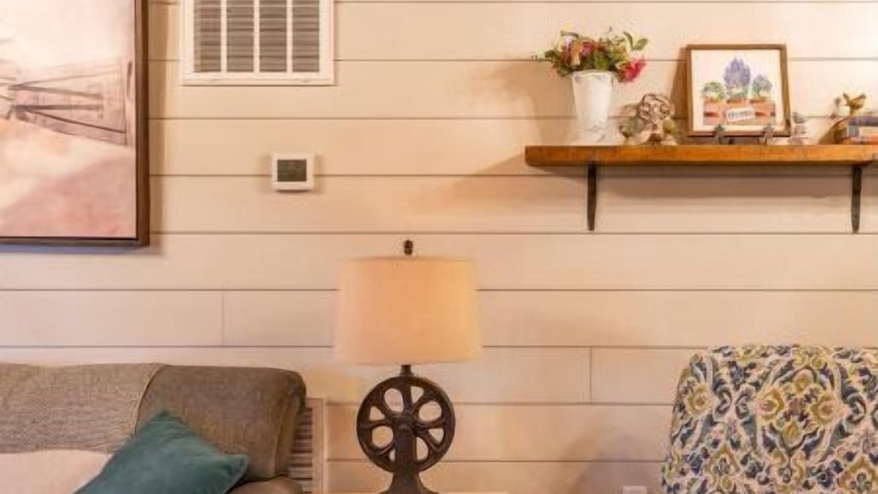 Photo of Livingroom in Elizabethtown