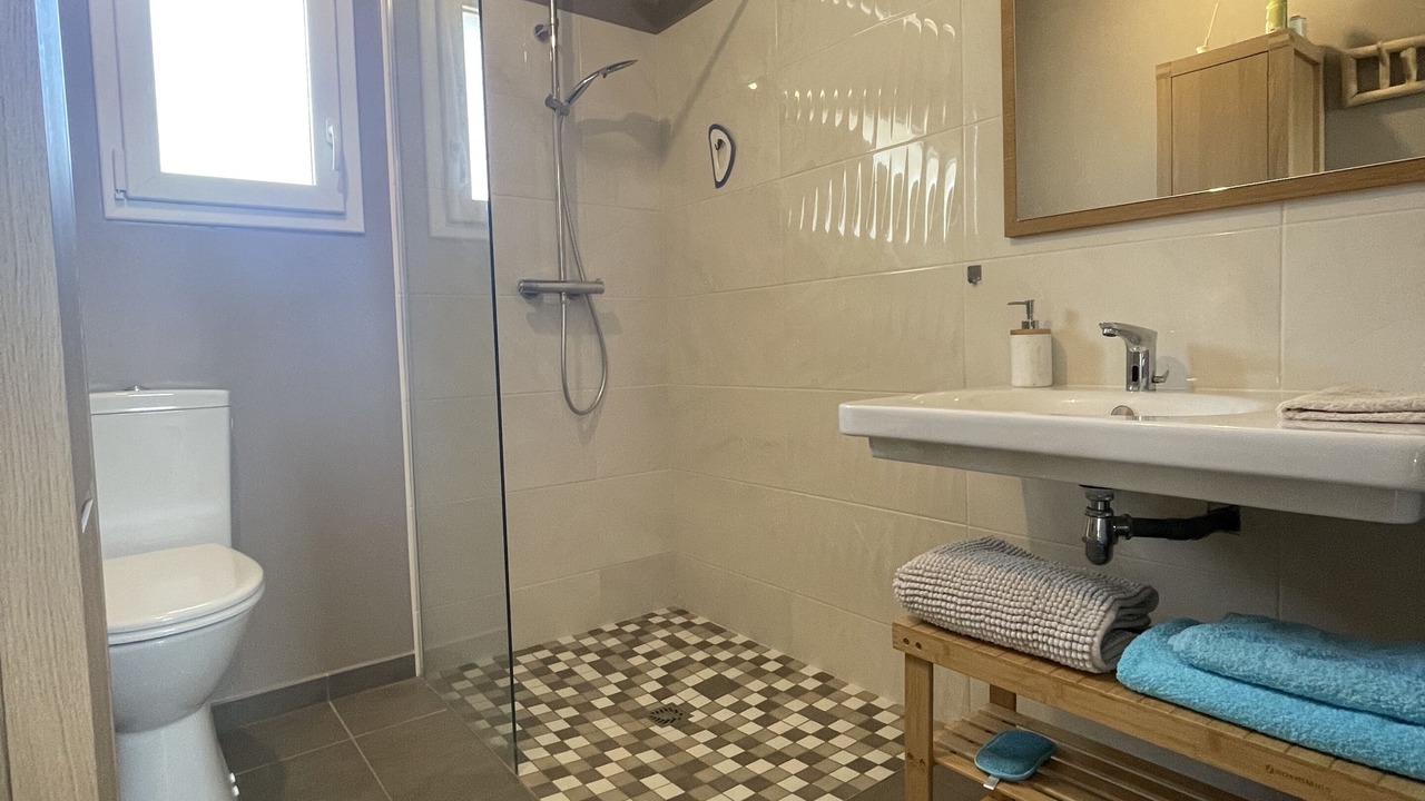 Photo of Bathroom in Saint-Jean-de-Monts